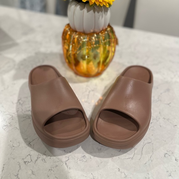 Slides - Picture 2 of 10